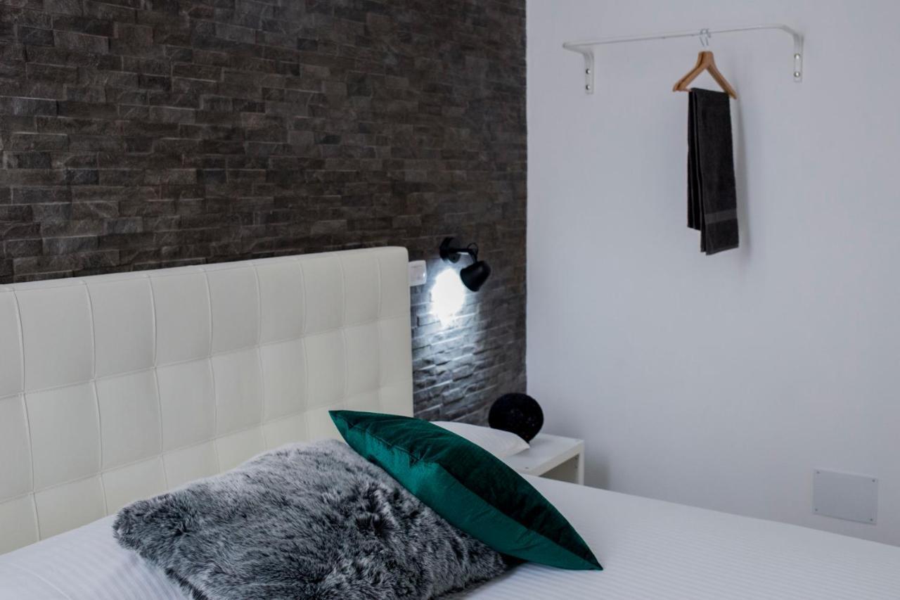 Al Cortile Del Re Luxury Home Катания Экстерьер фото