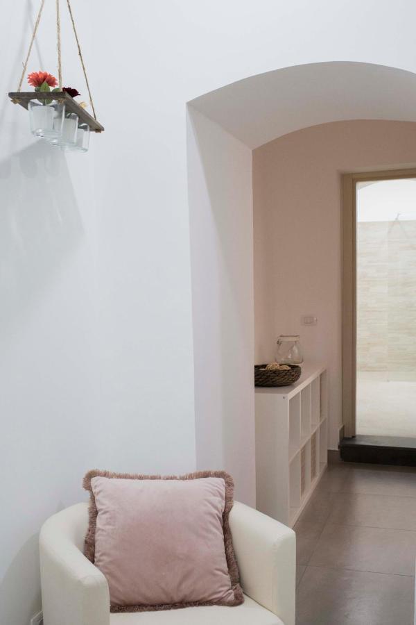 Al Cortile Del Re Luxury Home Катания Экстерьер фото