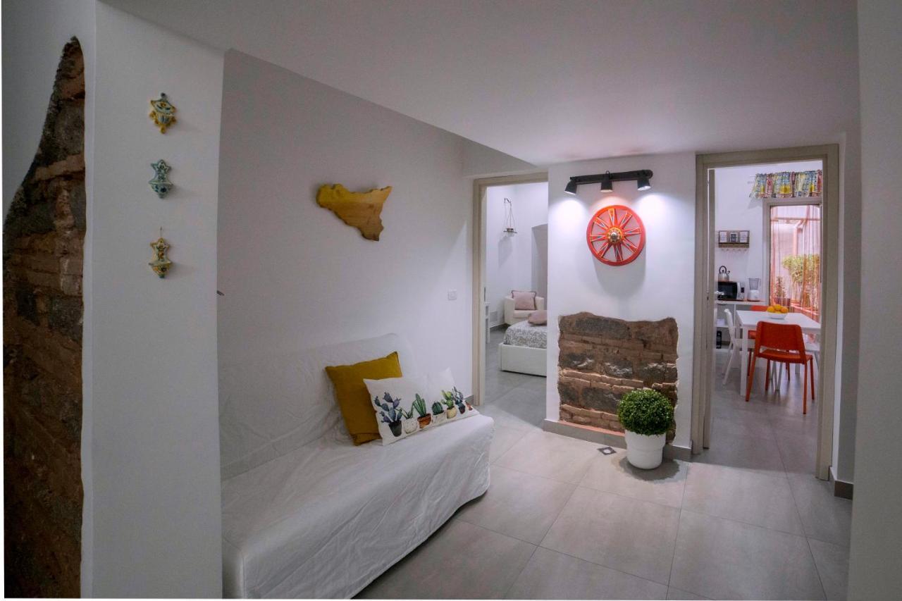 Al Cortile Del Re Luxury Home Катания Экстерьер фото